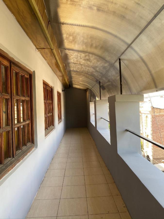 Ferienwohnung Red Door Tbilisi Exterior foto