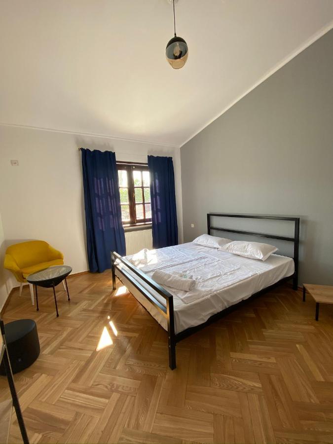 Ferienwohnung Red Door Tbilisi Exterior foto