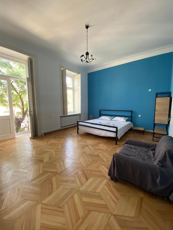 Ferienwohnung Red Door Tbilisi Exterior foto