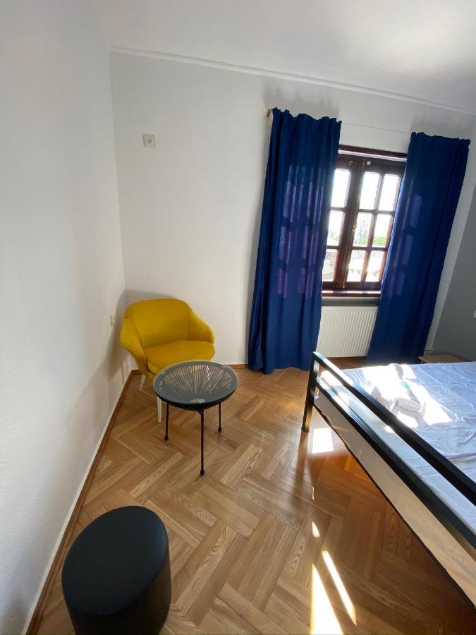 Ferienwohnung Red Door Tbilisi Exterior foto