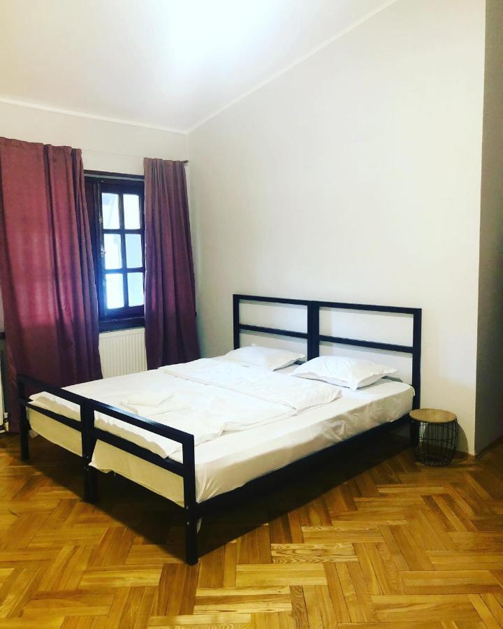 Ferienwohnung Red Door Tbilisi Exterior foto